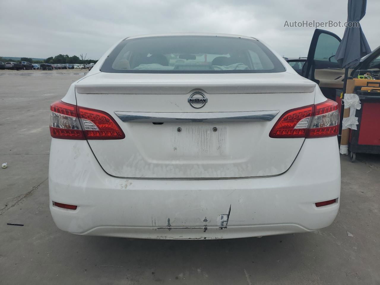 2018 Nissan Sentra S White vin: 3N1AB7APXJY269359