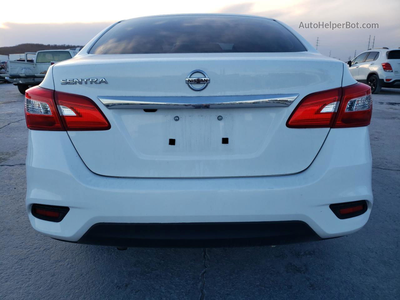 2019 Nissan Sentra S White vin: 3N1AB7APXKY373125