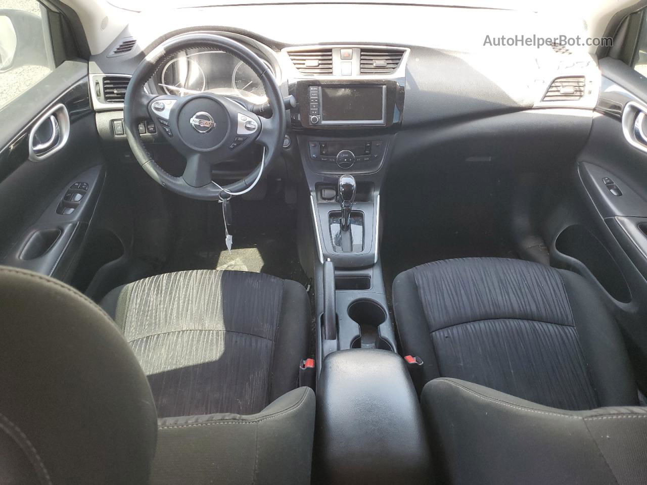 2019 Nissan Sentra S Серебряный vin: 3N1AB7APXKY376137