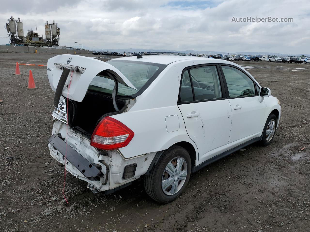 2009 Nissan Versa S White vin: 3N1BC11E19L449979