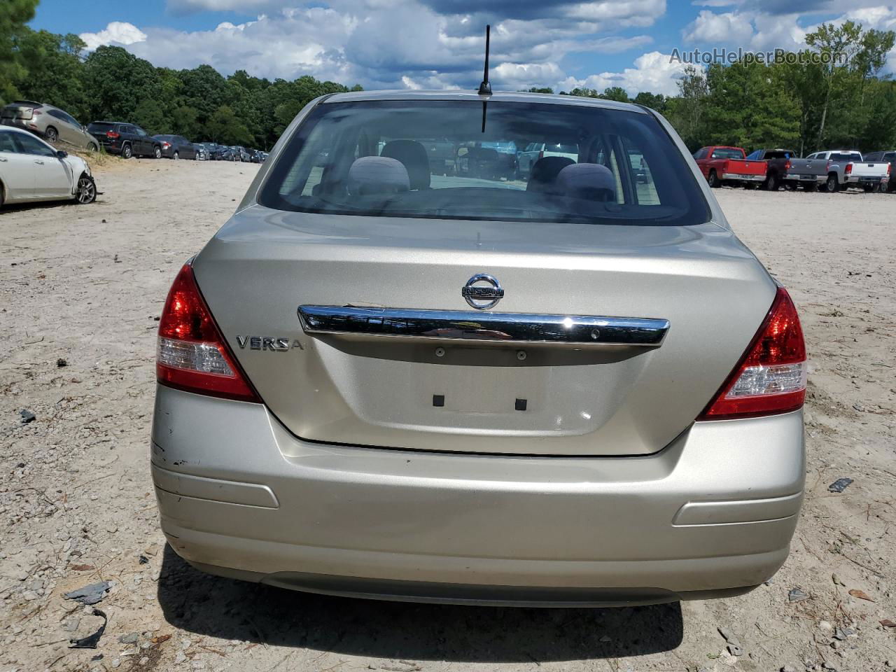 2009 Nissan Versa S Silver vin: 3N1BC11E49L387588