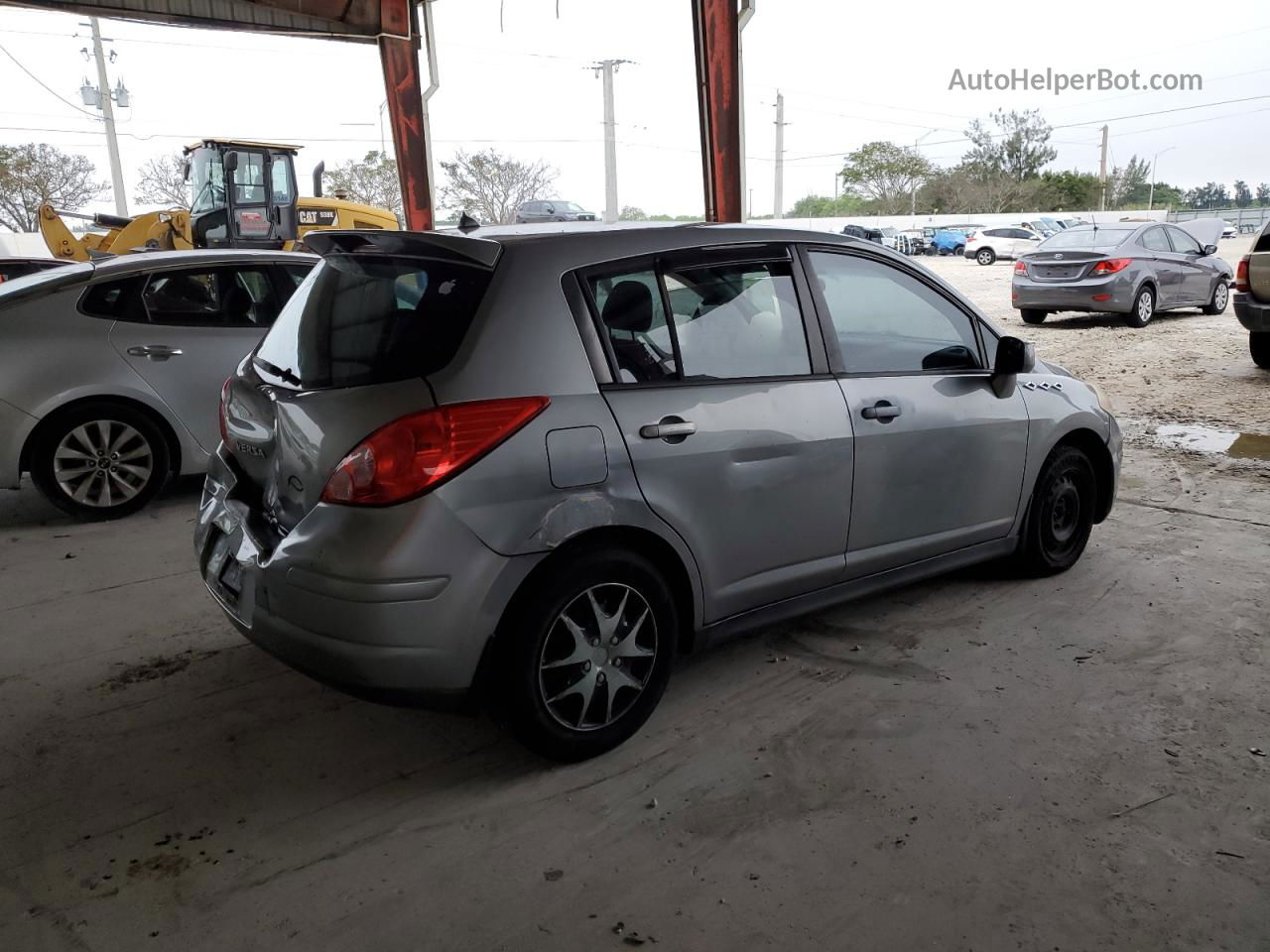 2009 Nissan Versa S Silver vin: 3N1BC13E19L401511