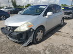 2009 Nissan Versa S Серебряный vin: 3N1BC13E29L391636