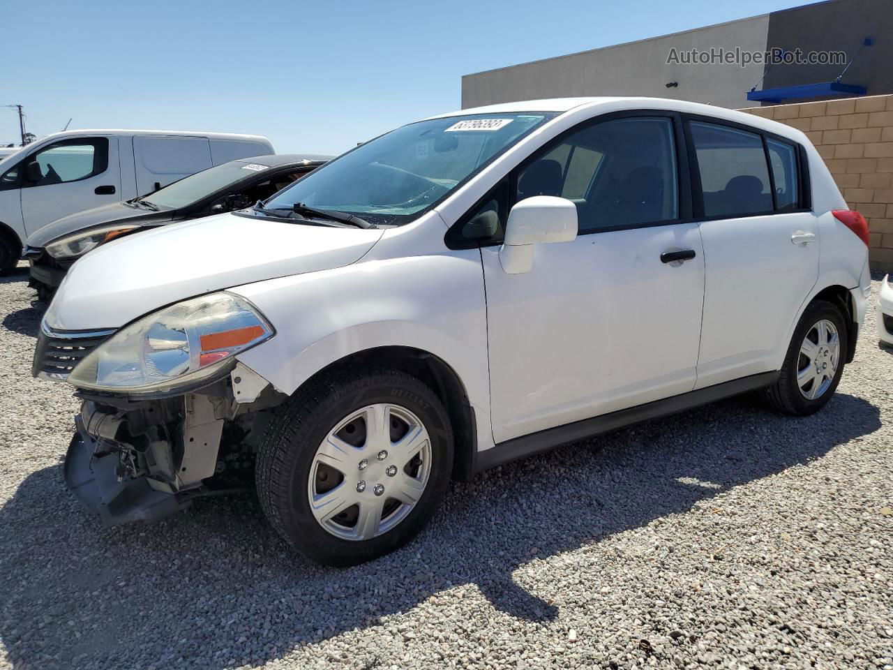 2009 Nissan Versa S White vin: 3N1BC13E39L466876