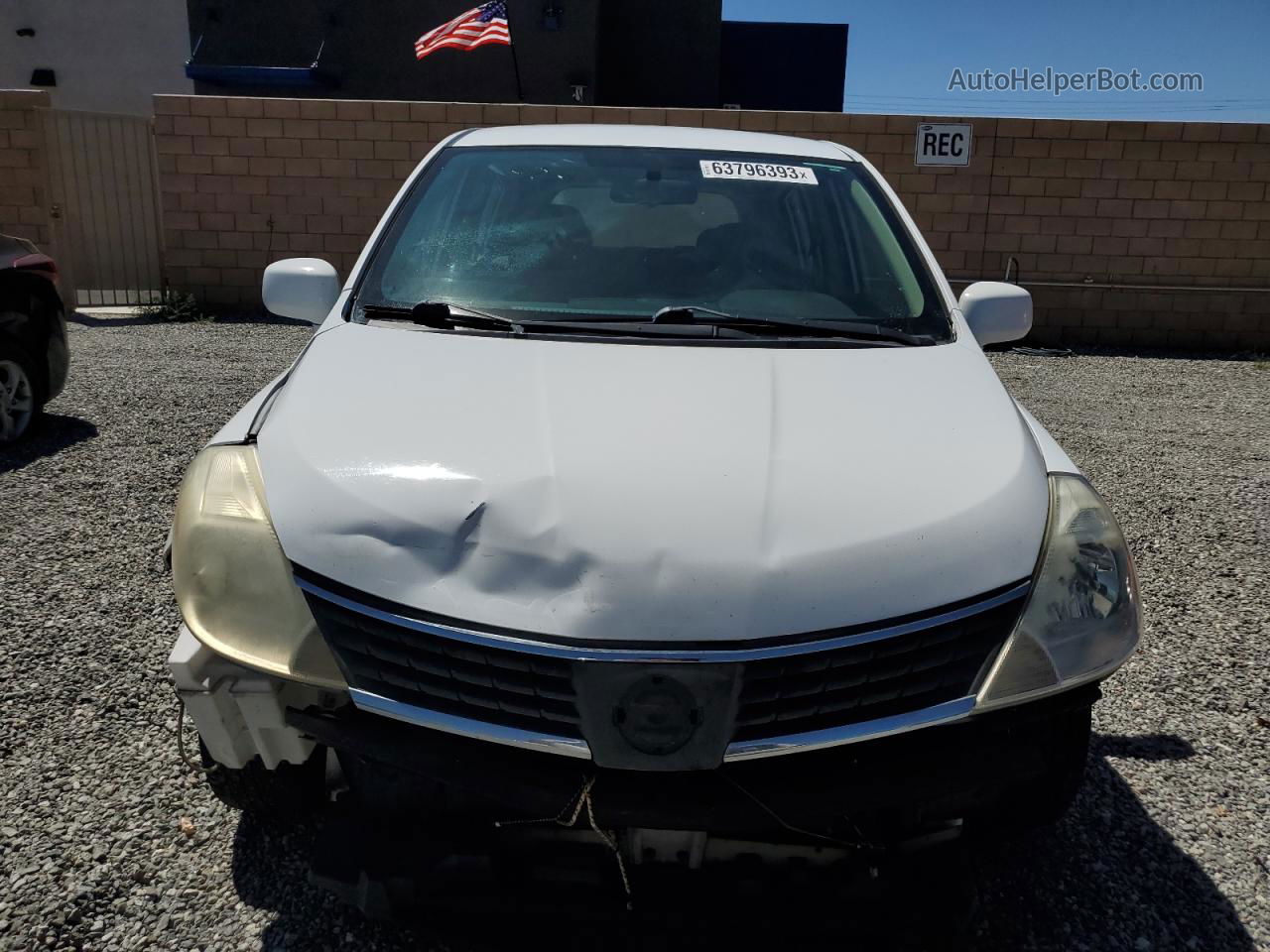 2009 Nissan Versa S White vin: 3N1BC13E39L466876