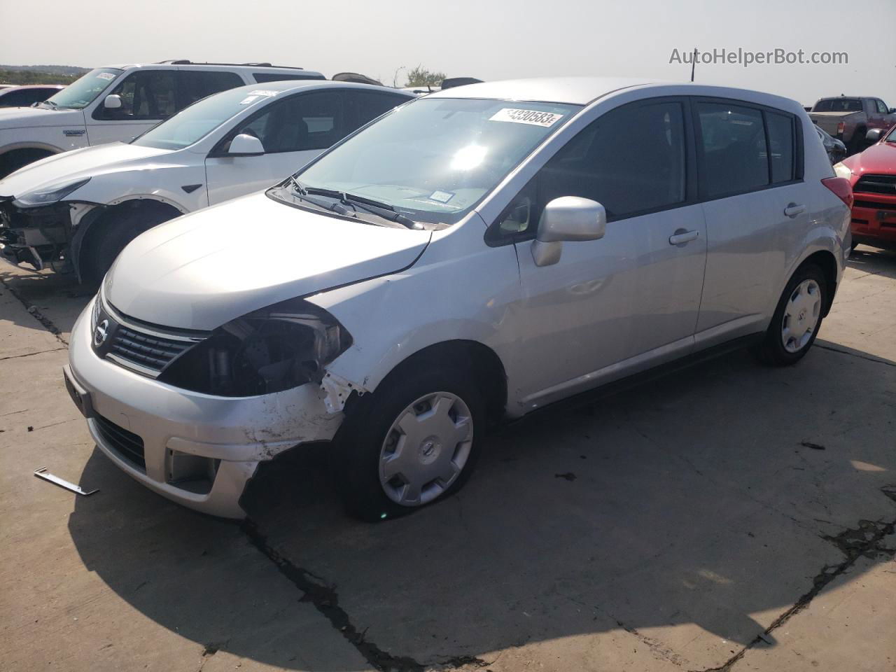 2009 Nissan Versa S Серебряный vin: 3N1BC13E69L363094