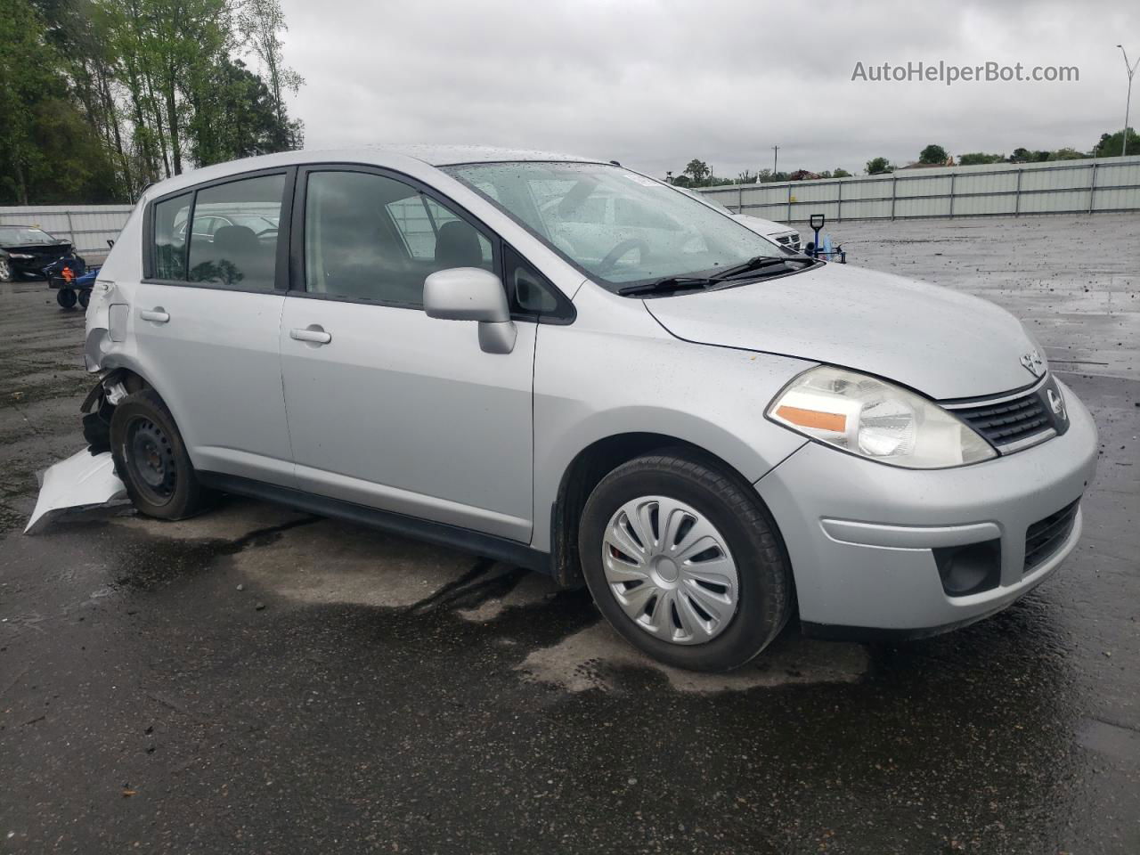 2009 Nissan Versa S Silver vin: 3N1BC13E69L460652