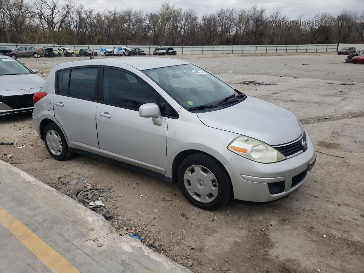 2009 Nissan Versa S Серебряный vin: 3N1BC13E79L365954