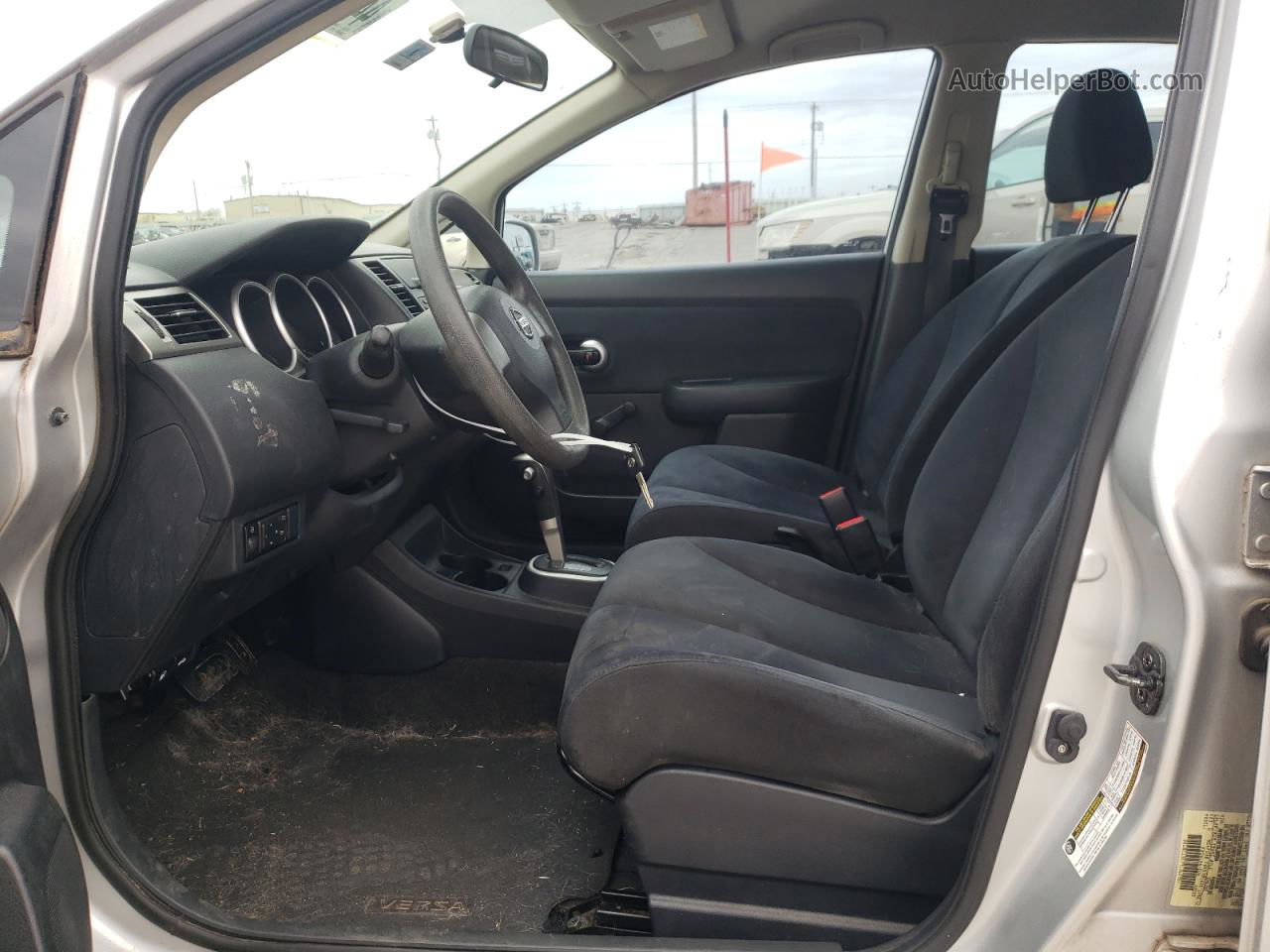 2009 Nissan Versa S Серебряный vin: 3N1BC13E79L365954