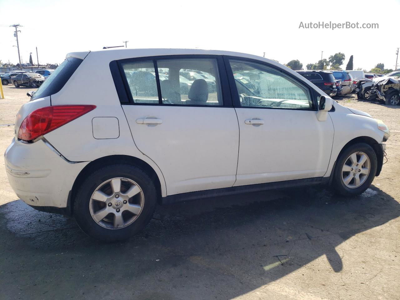 2009 Nissan Versa S Белый vin: 3N1BC13E79L393818