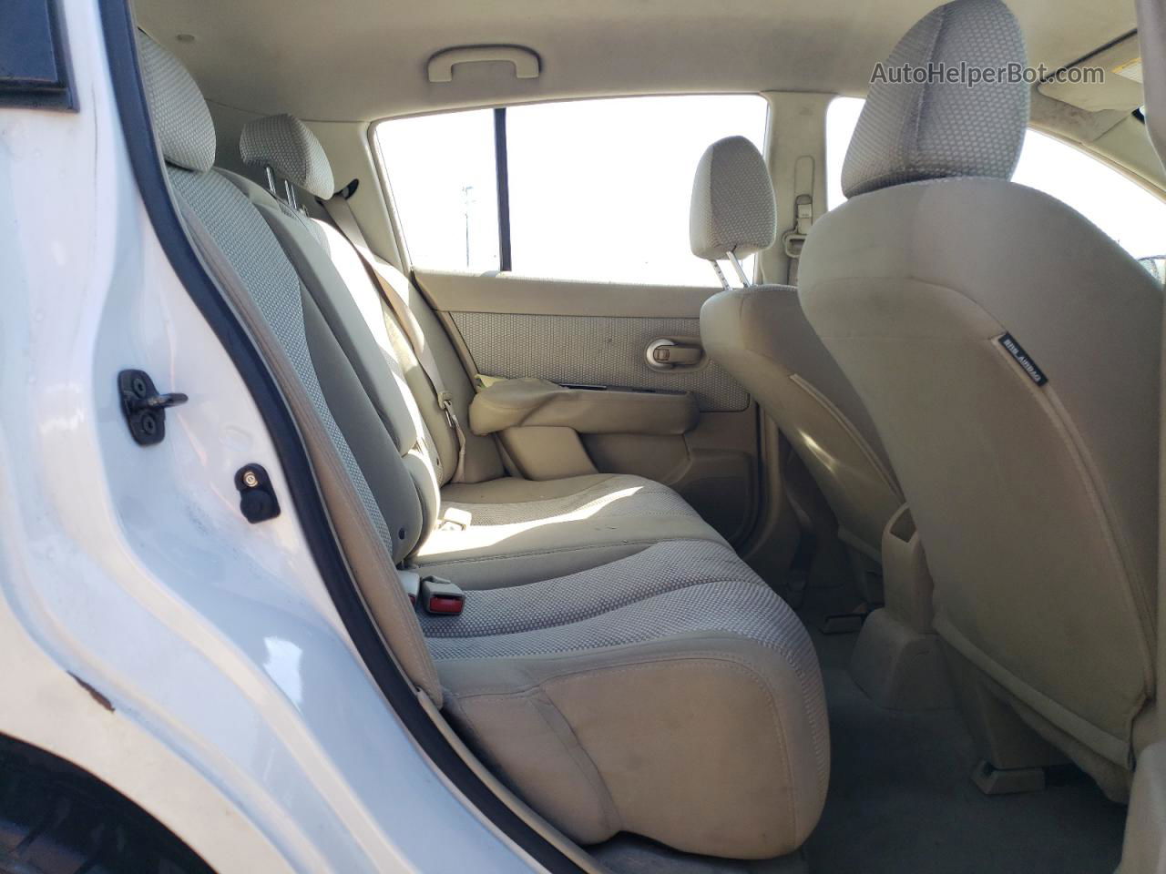 2009 Nissan Versa S Белый vin: 3N1BC13E79L393818