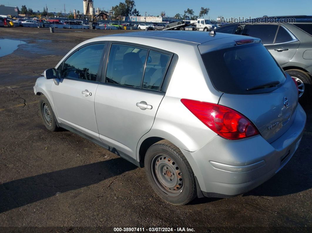 2009 Nissan Versa 1.8s Серебряный vin: 3N1BC13E89L457204