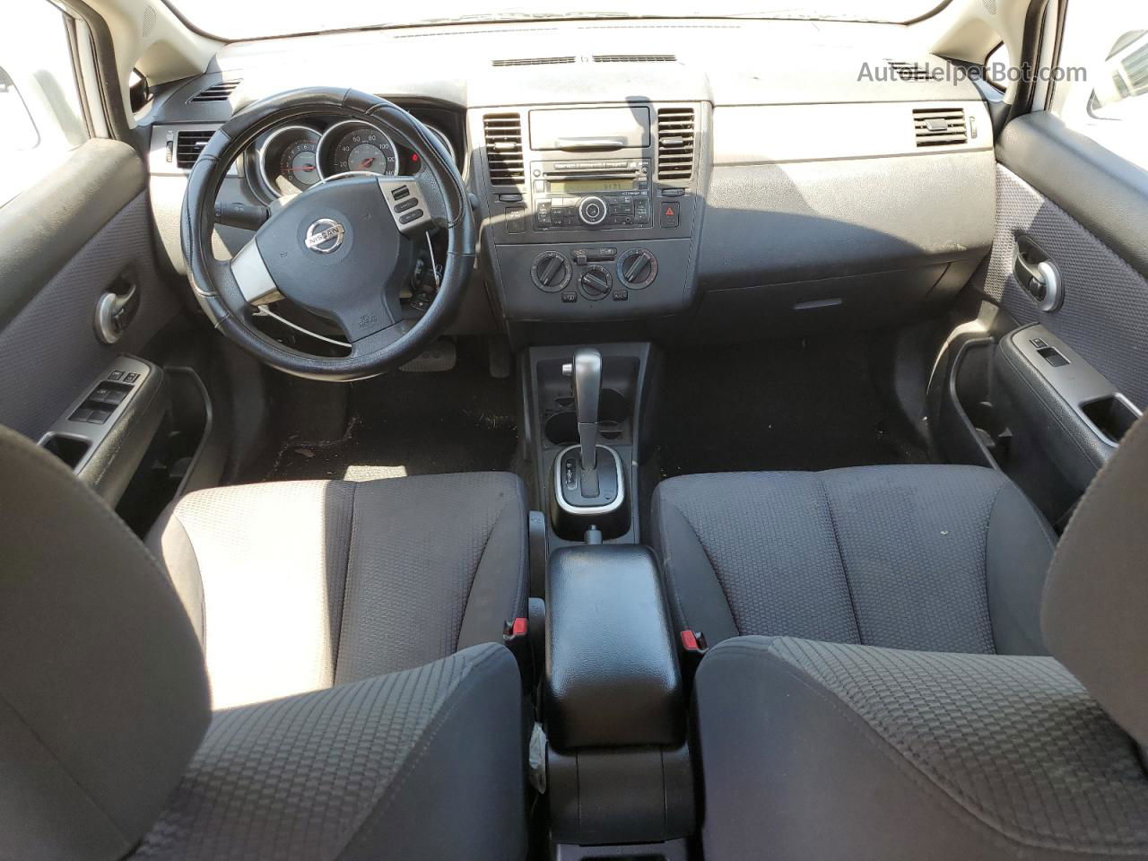 2009 Nissan Versa S Серебряный vin: 3N1BC13E99L410179