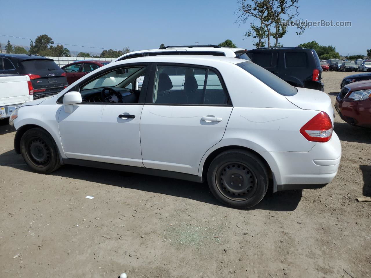 2010 Nissan Versa S White vin: 3N1BC1AP3AL411983