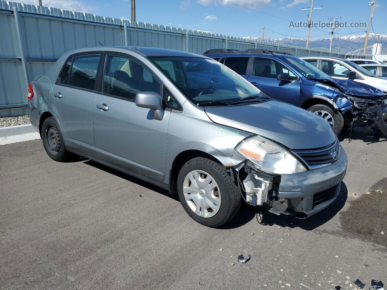 2010 Nissan Versa S Серый vin: 3N1BC1AP5AL365332