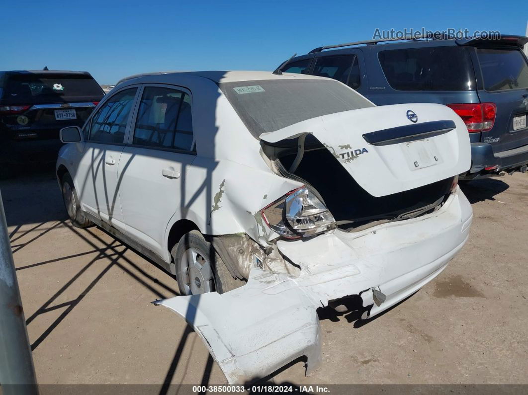 2010 Nissan Versa   White vin: 3N1BC1AS8AL432820