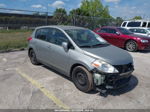 2010 Nissan Versa 1.8s Серый vin: 3N1BC1CP5AL427888