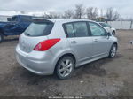 2010 Nissan Versa 1.8sl Серебряный vin: 3N1BC1CP8AL361904