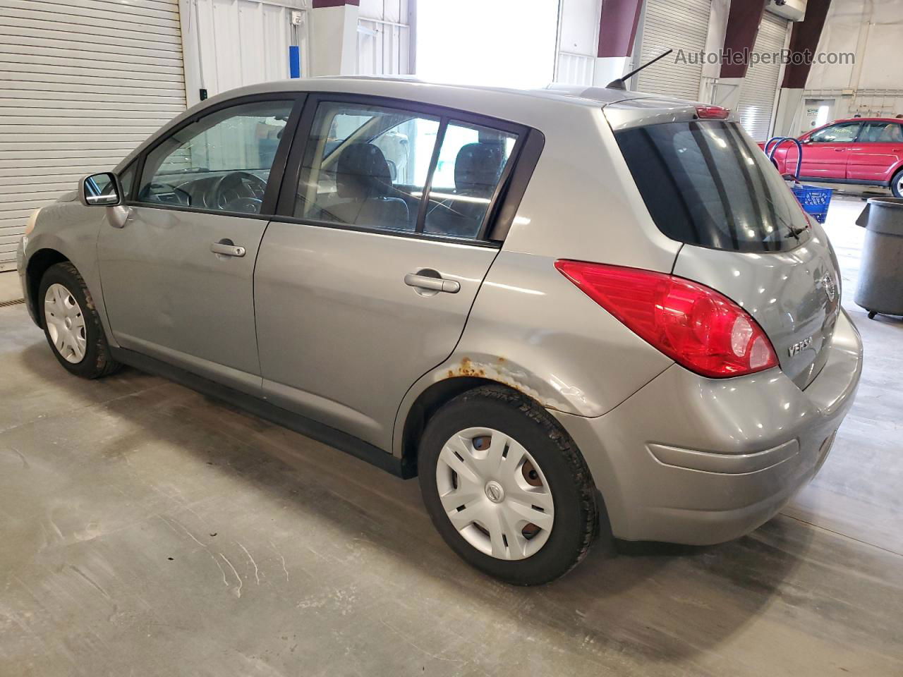 2010 Nissan Versa S Silver vin: 3N1BC1CP8AL369923