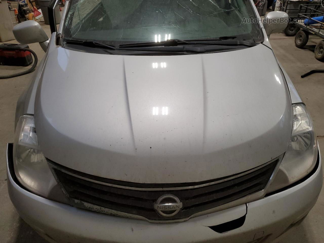 2010 Nissan Versa S Silver vin: 3N1BC1CP9AL465320