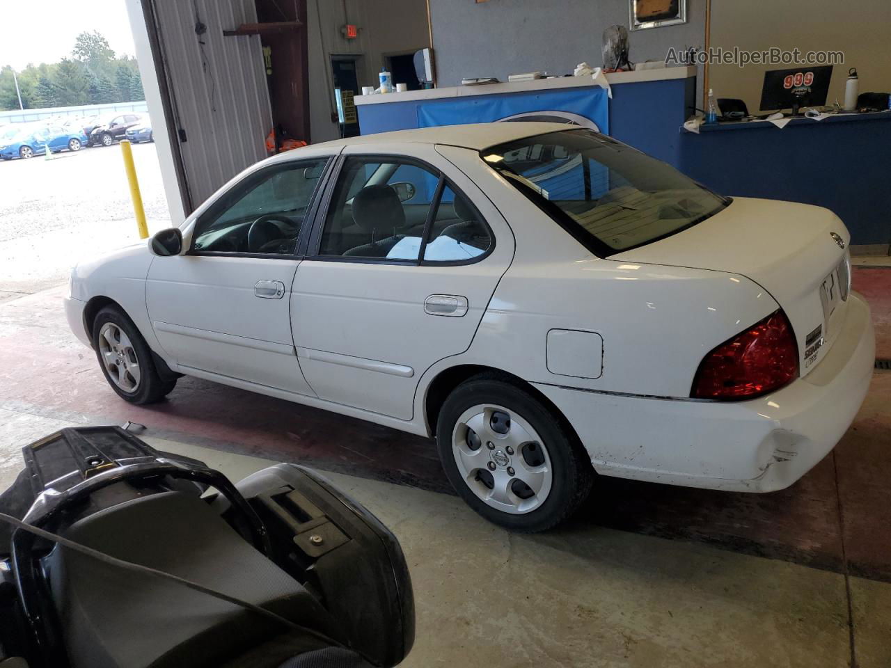 2005 Nissan Sentra 1.8 Белый vin: 3N1CB51D85L515976