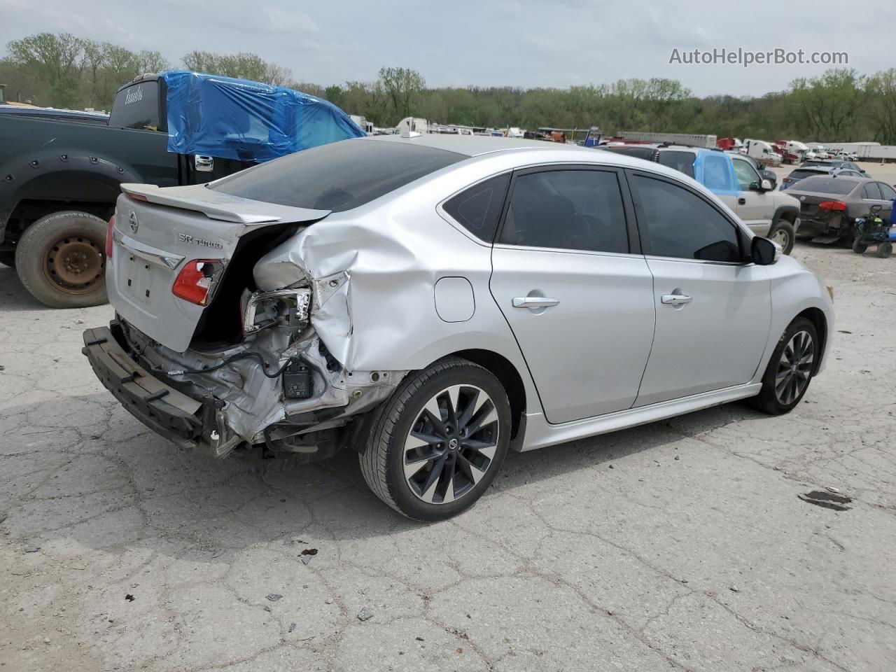 2018 Nissan Sentra Sr Turbo Серебряный vin: 3N1CB7AP8JY208360