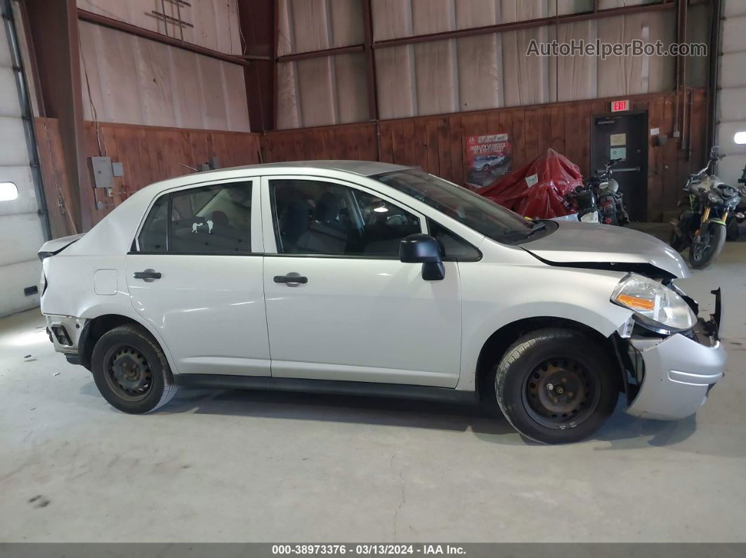 2009 Nissan Versa 1.6 Silver vin: 3N1CC11E69L460657