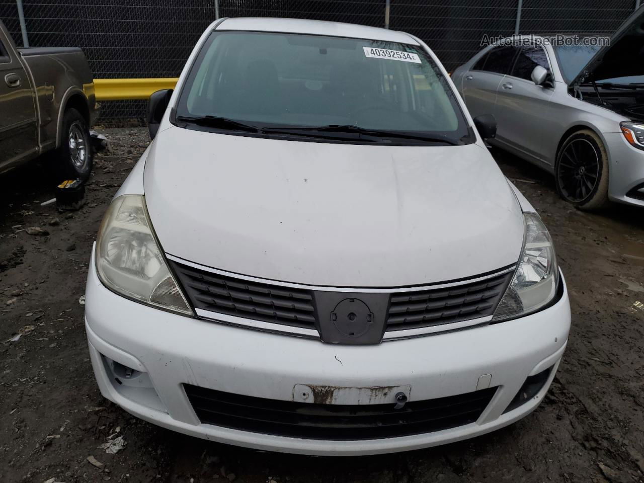 2009 Nissan Versa S White vin: 3N1CC11E89L499119