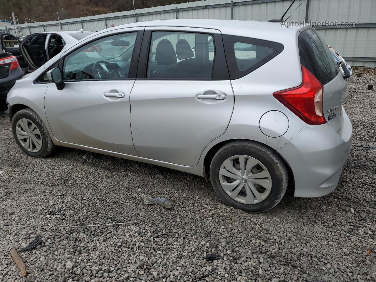 2018 Nissan Versa Note S Silver vin: 3N1CE2CP1JL351963