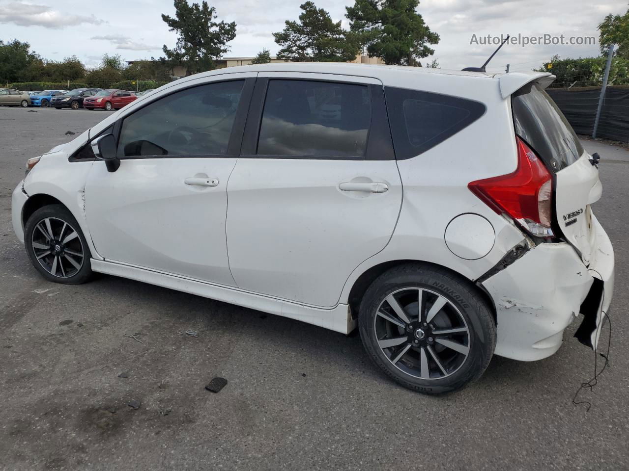 2018 Nissan Versa Note S Белый vin: 3N1CE2CP2JL362051