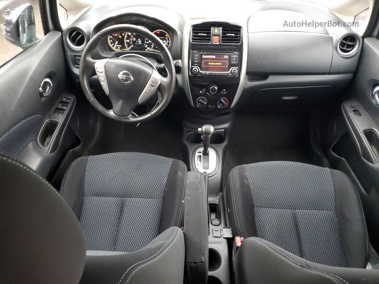 2016 Nissan Versa Note S Серебряный vin: 3N1CE2CP3GL376095