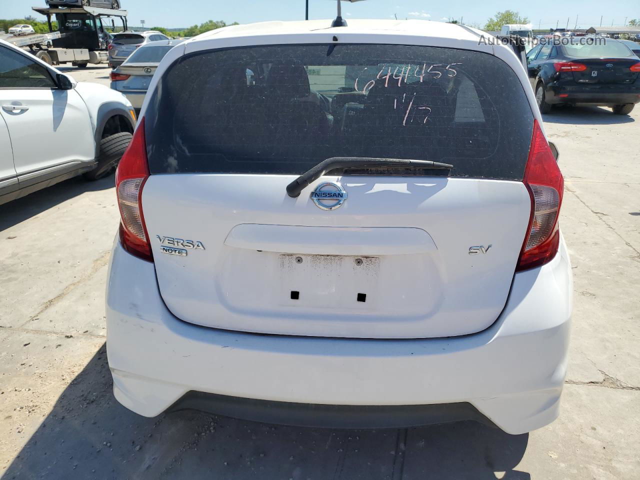 2018 Nissan Versa Note S White vin: 3N1CE2CP3JL353245