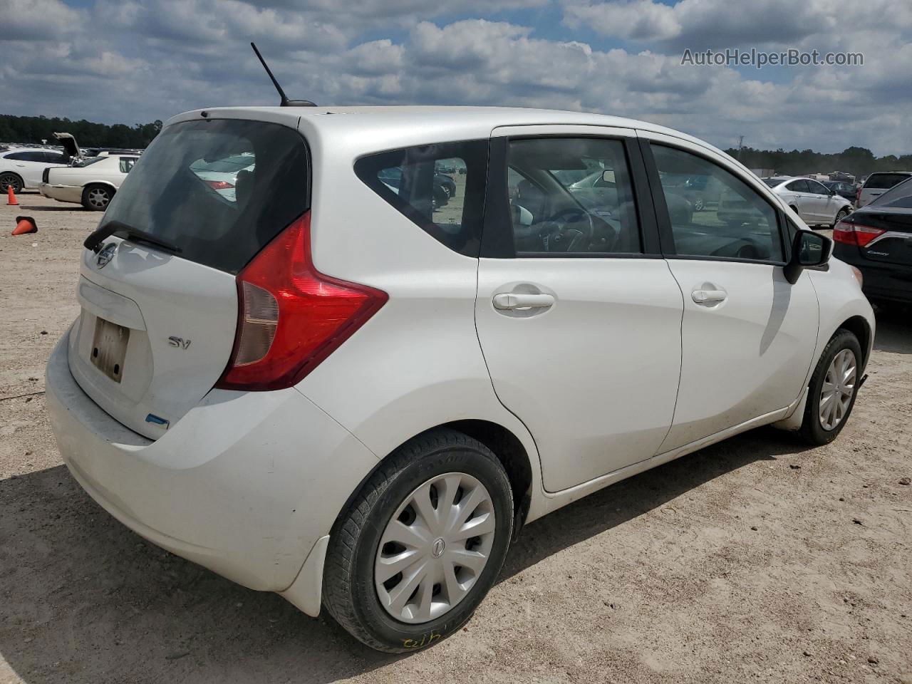 2016 Nissan Versa Note S White vin: 3N1CE2CP5GL395196