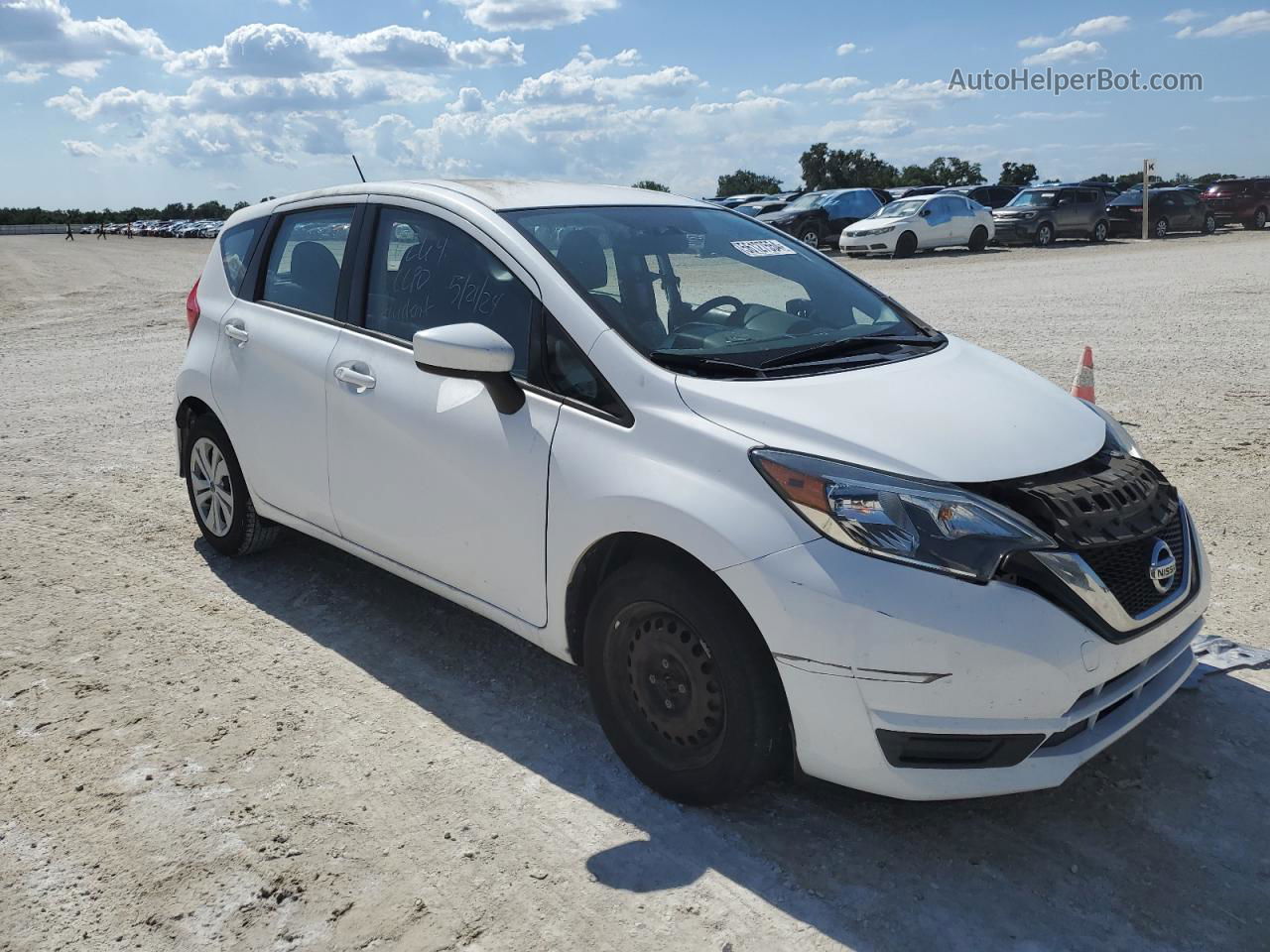 2018 Nissan Versa Note S White vin: 3N1CE2CP7JL363664