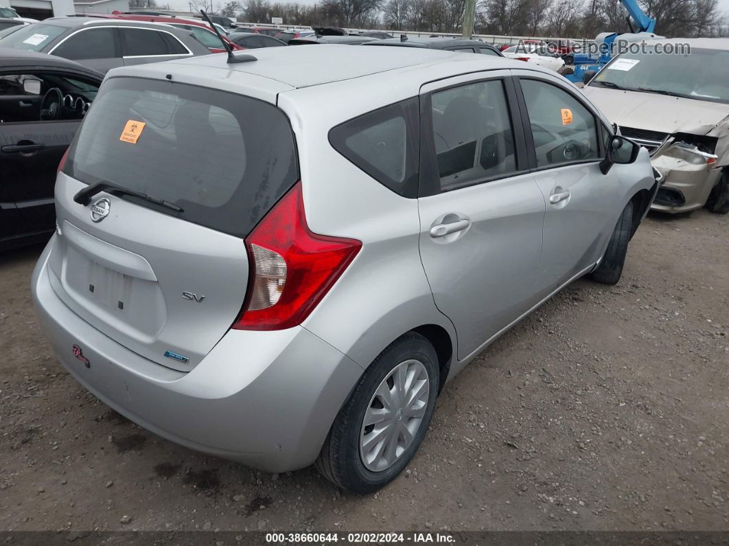 2016 Nissan Versa Note   Silver vin: 3N1CE2CP8GL368381