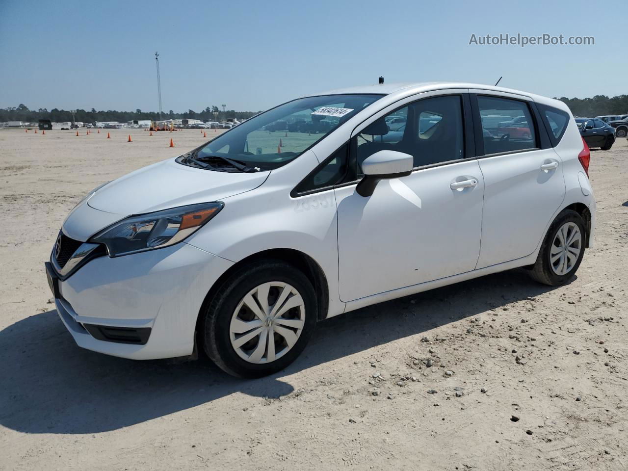 2018 Nissan Versa Note S Белый vin: 3N1CE2CP8JL370302