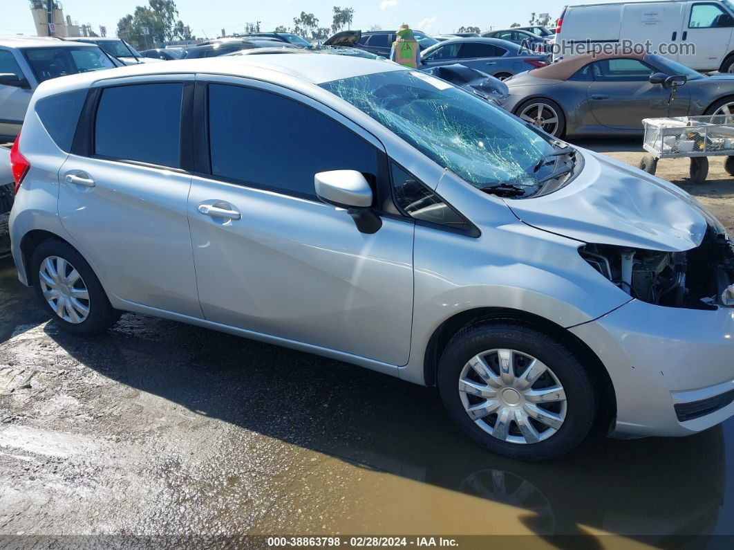 2019 Nissan Versa Note Sv Серебряный vin: 3N1CE2CP9KL359987