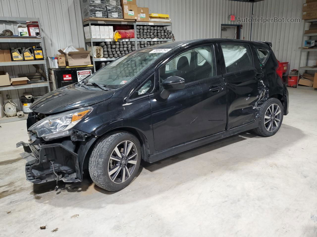 2018 Nissan Versa Note S Черный vin: 3N1CE2CPXJL355963