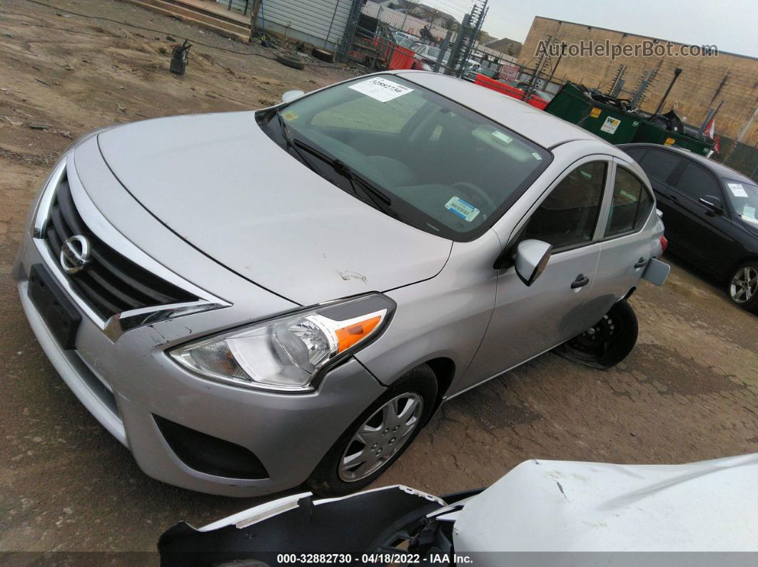 2016 Nissan Versa   Silver vin: 3N1CN7AP0GL835910