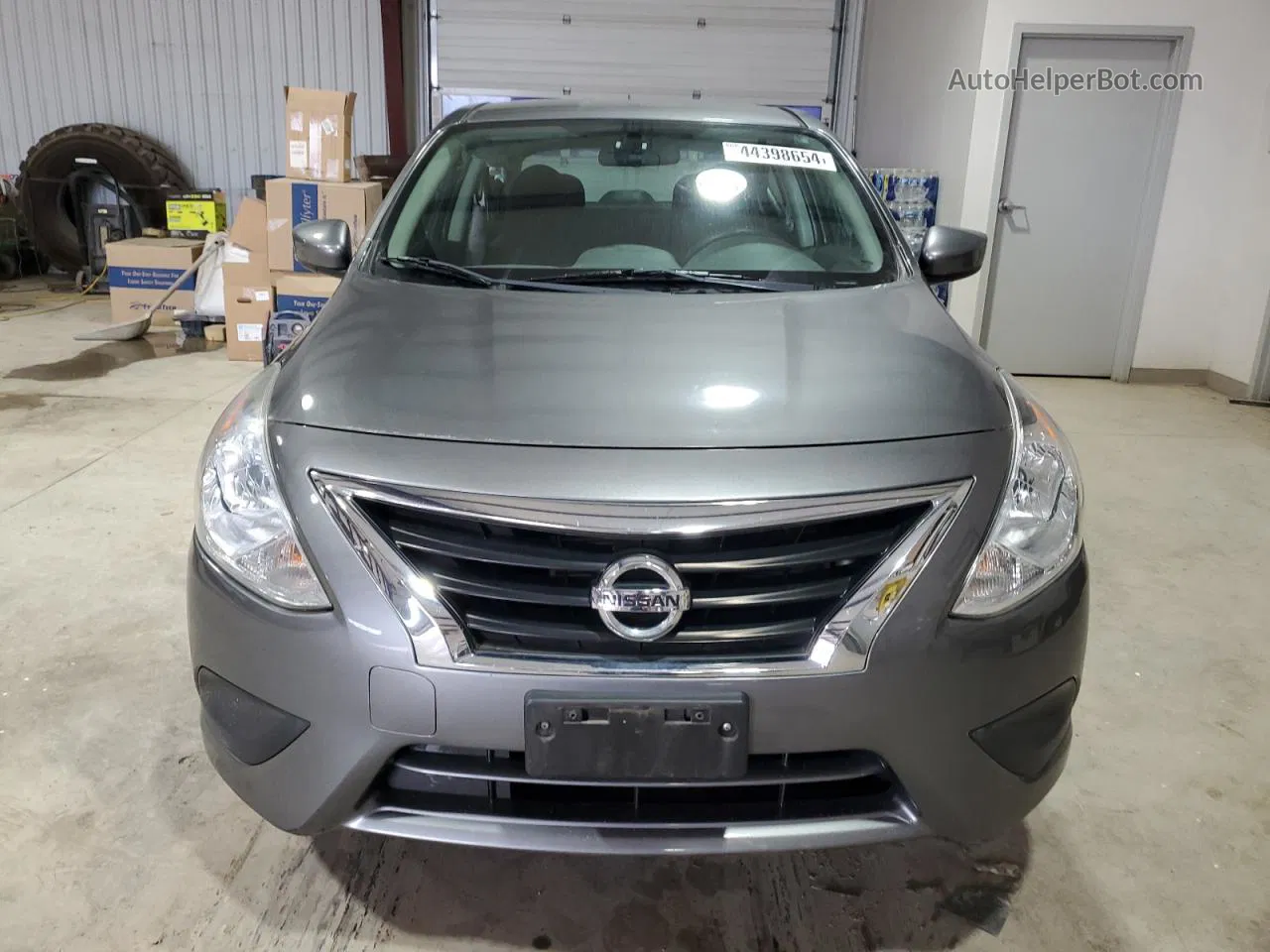 2016 Nissan Versa S Silver vin: 3N1CN7AP0GL880944