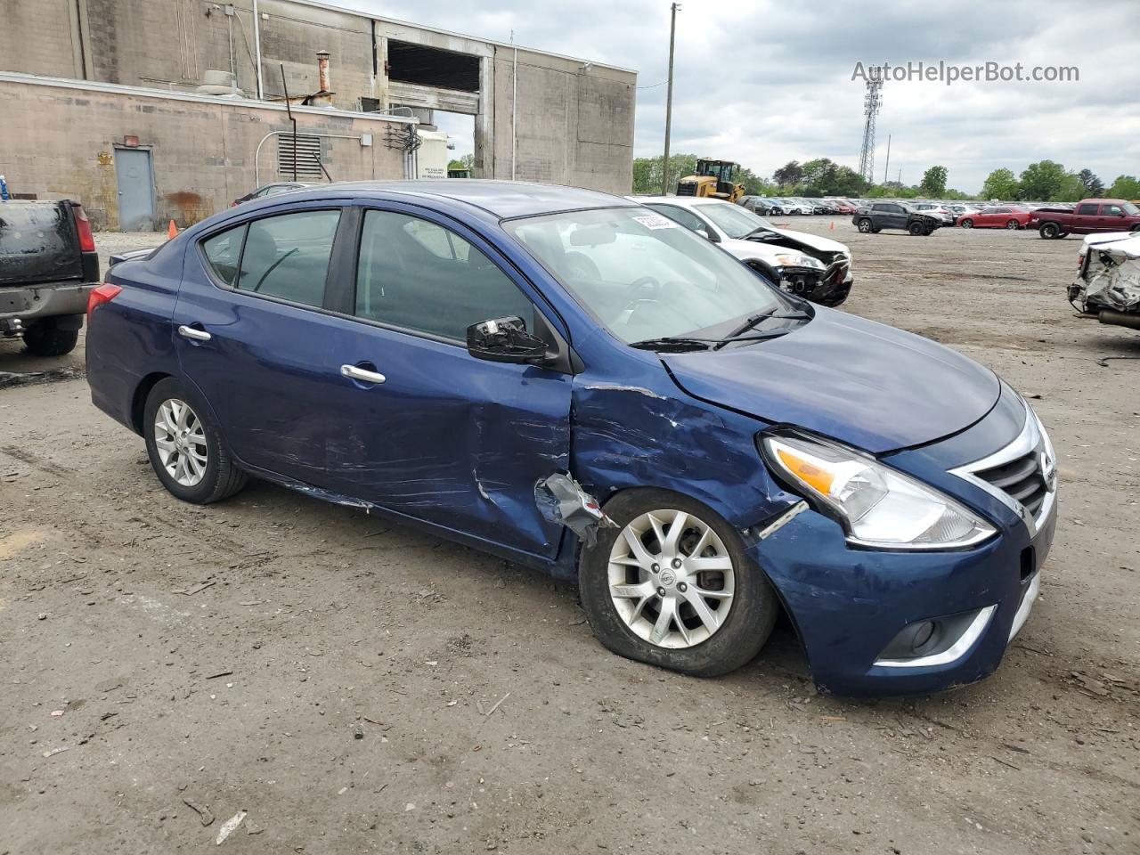 2018 Nissan Versa S Синий vin: 3N1CN7AP0JL841942