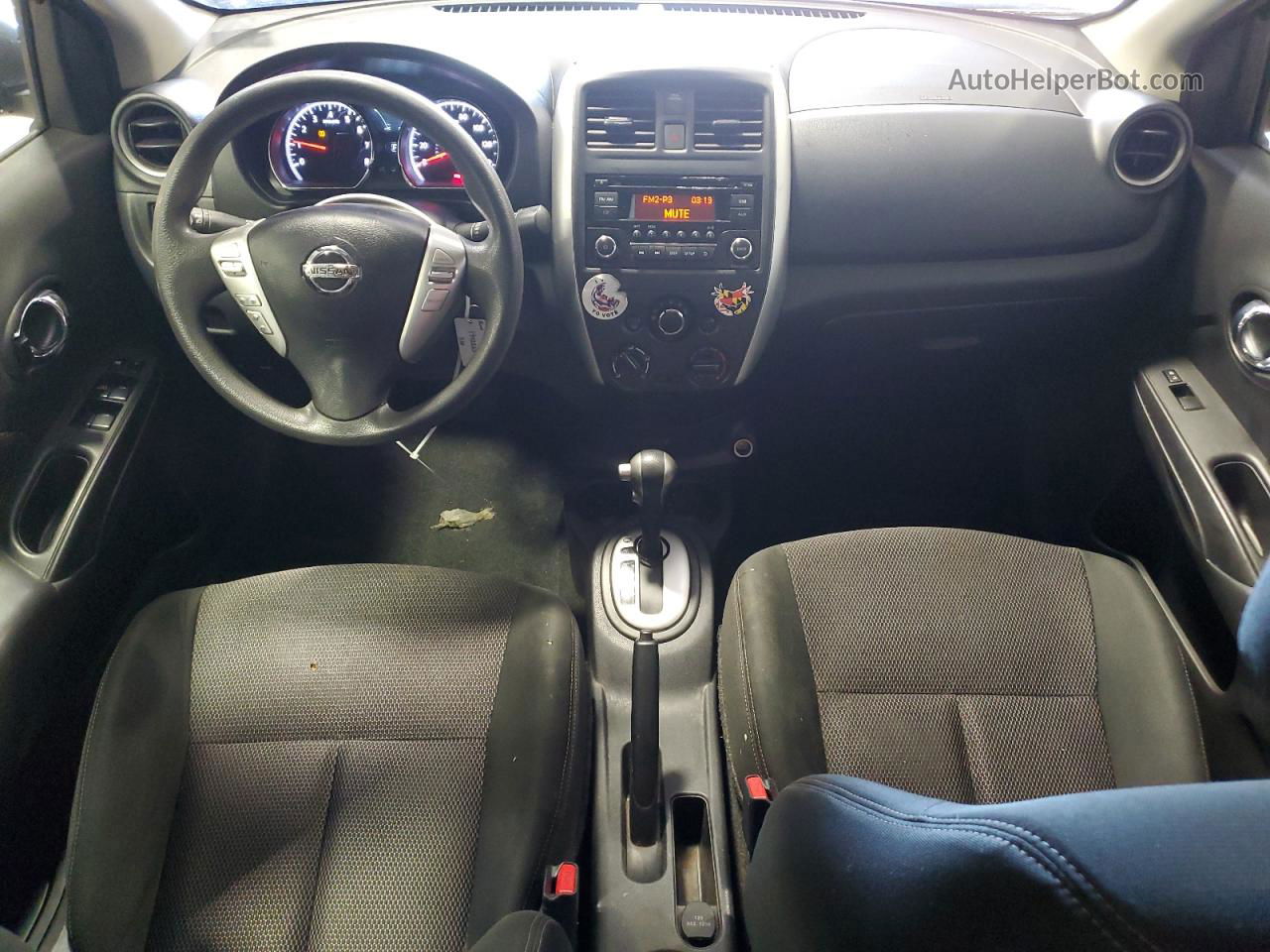 2018 Nissan Versa S Серый vin: 3N1CN7AP0JL852083