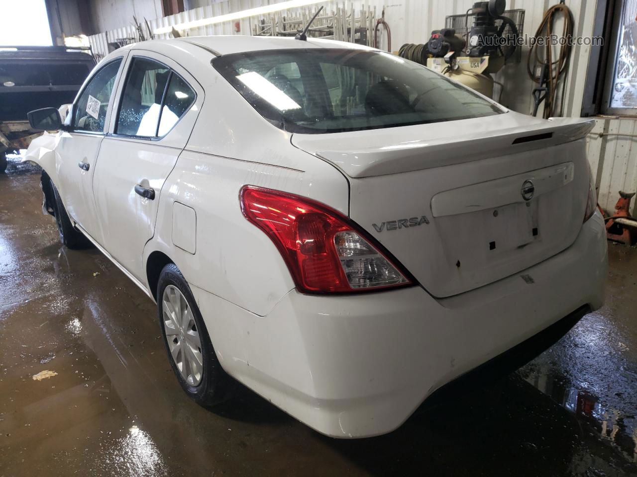 2018 Nissan Versa S White vin: 3N1CN7AP0JL864878