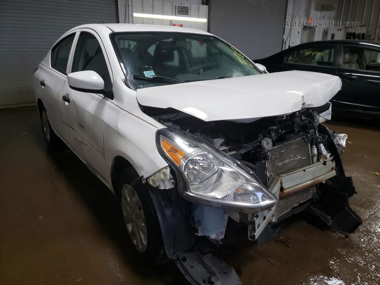 2018 Nissan Versa S White vin: 3N1CN7AP0JL864878