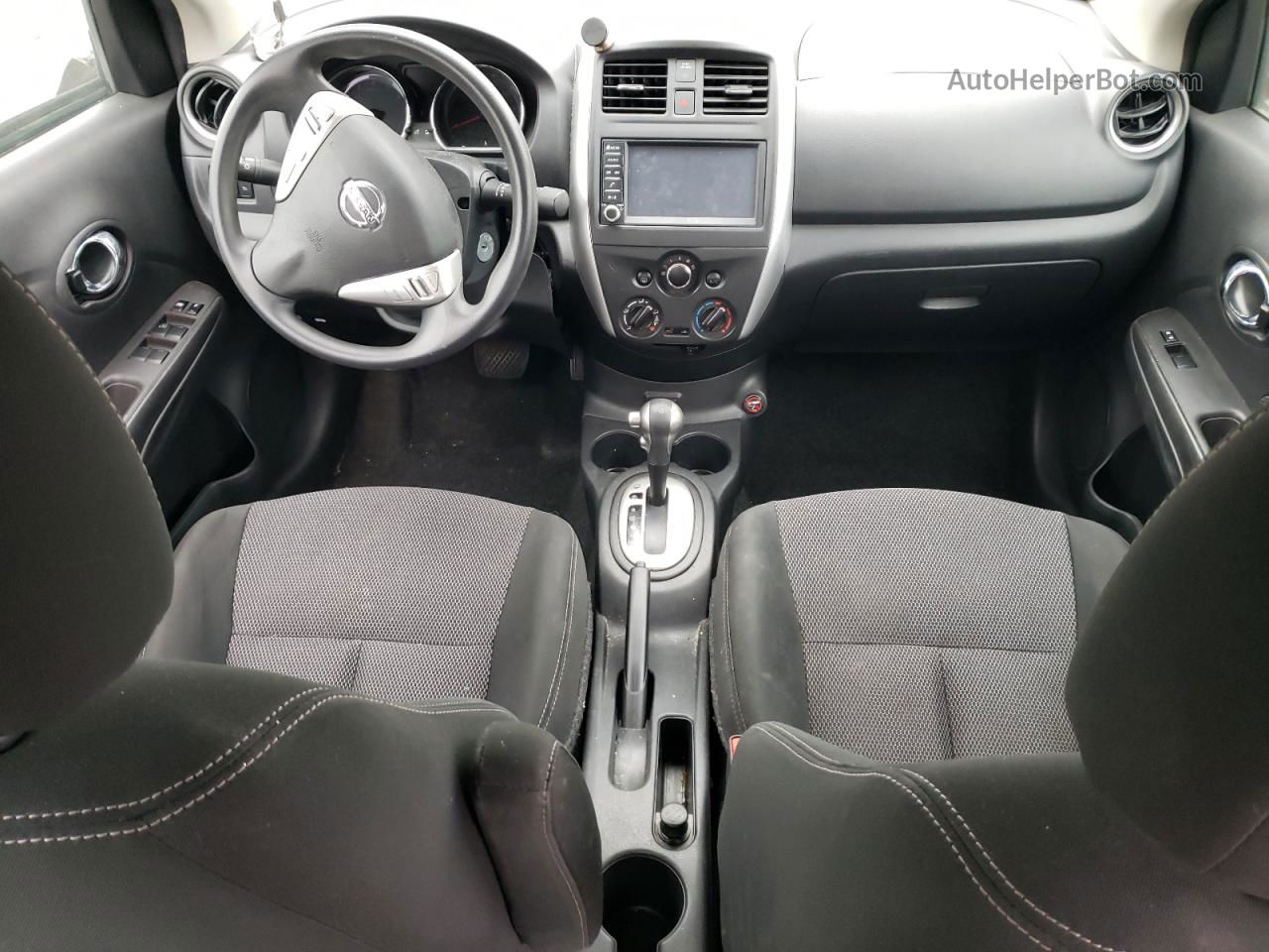 2018 Nissan Versa S Серый vin: 3N1CN7AP0JL886329