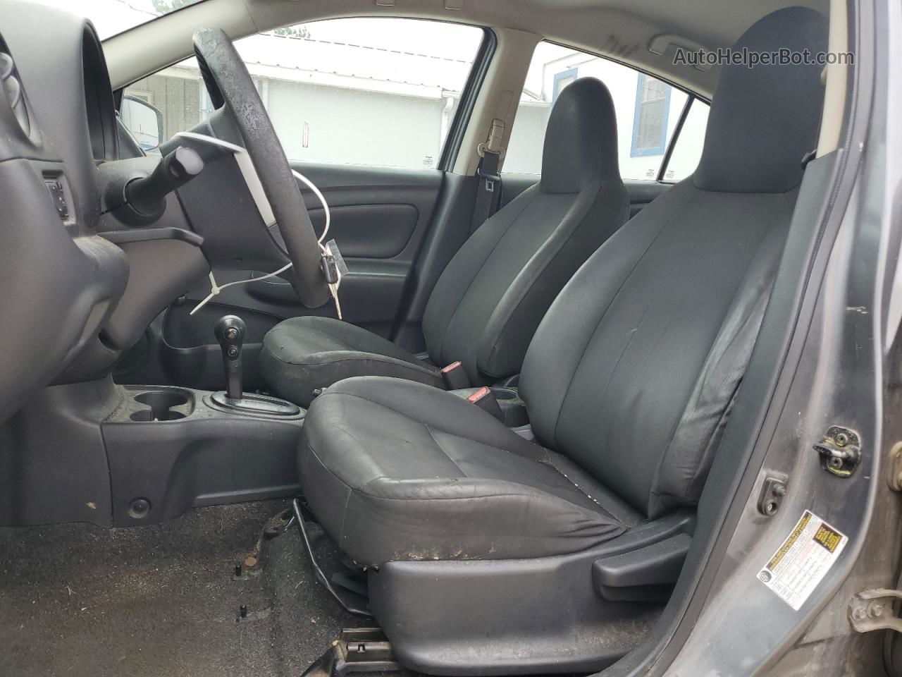 2016 Nissan Versa S Серый vin: 3N1CN7AP1GL886655