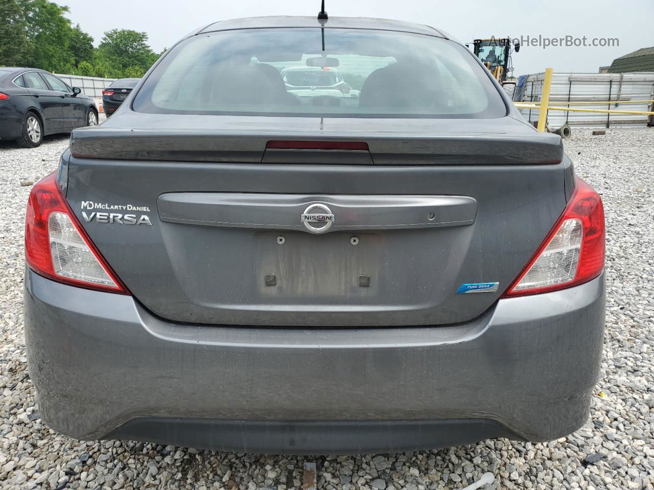 2016 Nissan Versa S Gray vin: 3N1CN7AP1GL886655