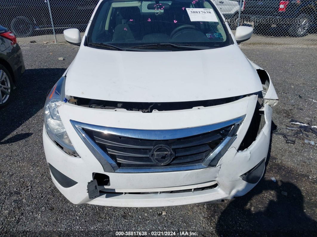 2018 Nissan Versa 1.6 Sv White vin: 3N1CN7AP1JL831324