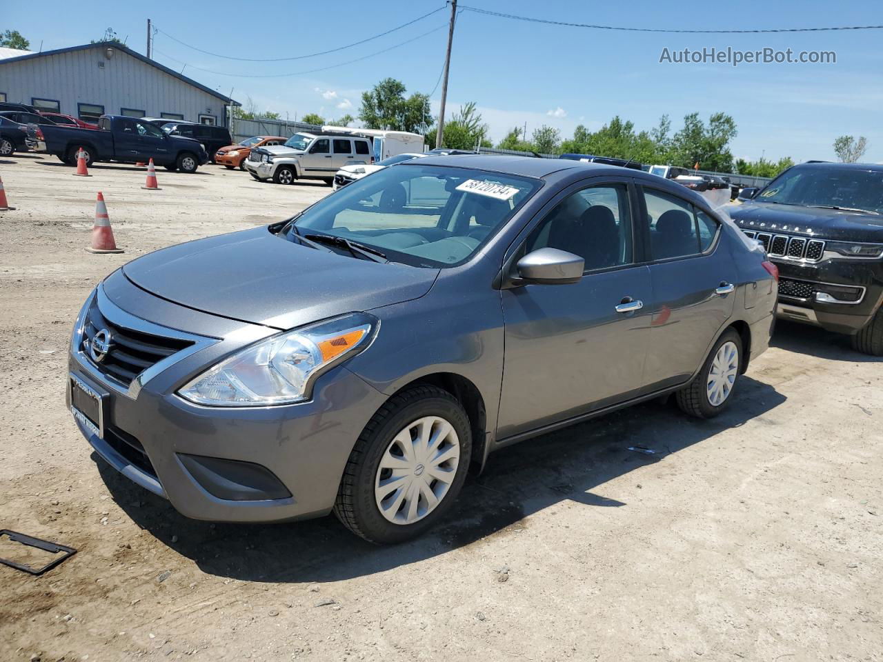 2018 Nissan Versa S Серый vin: 3N1CN7AP1JL855266