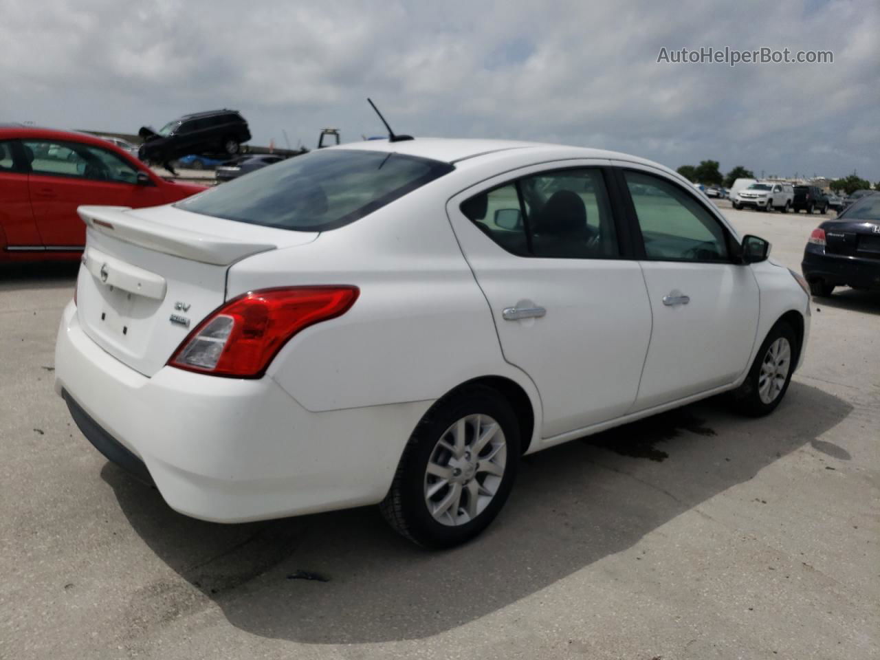 2018 Nissan Versa S White vin: 3N1CN7AP1JL874934